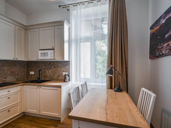 Apartamenty Goralska Pasja Krupowki 37 Zakopane Bagian luar foto