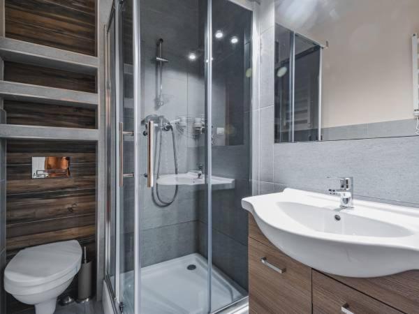Apartamenty Goralska Pasja Krupowki 37 Zakopane Bagian luar foto