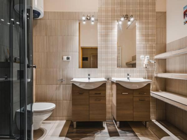 Apartamenty Goralska Pasja Krupowki 37 Zakopane Bagian luar foto