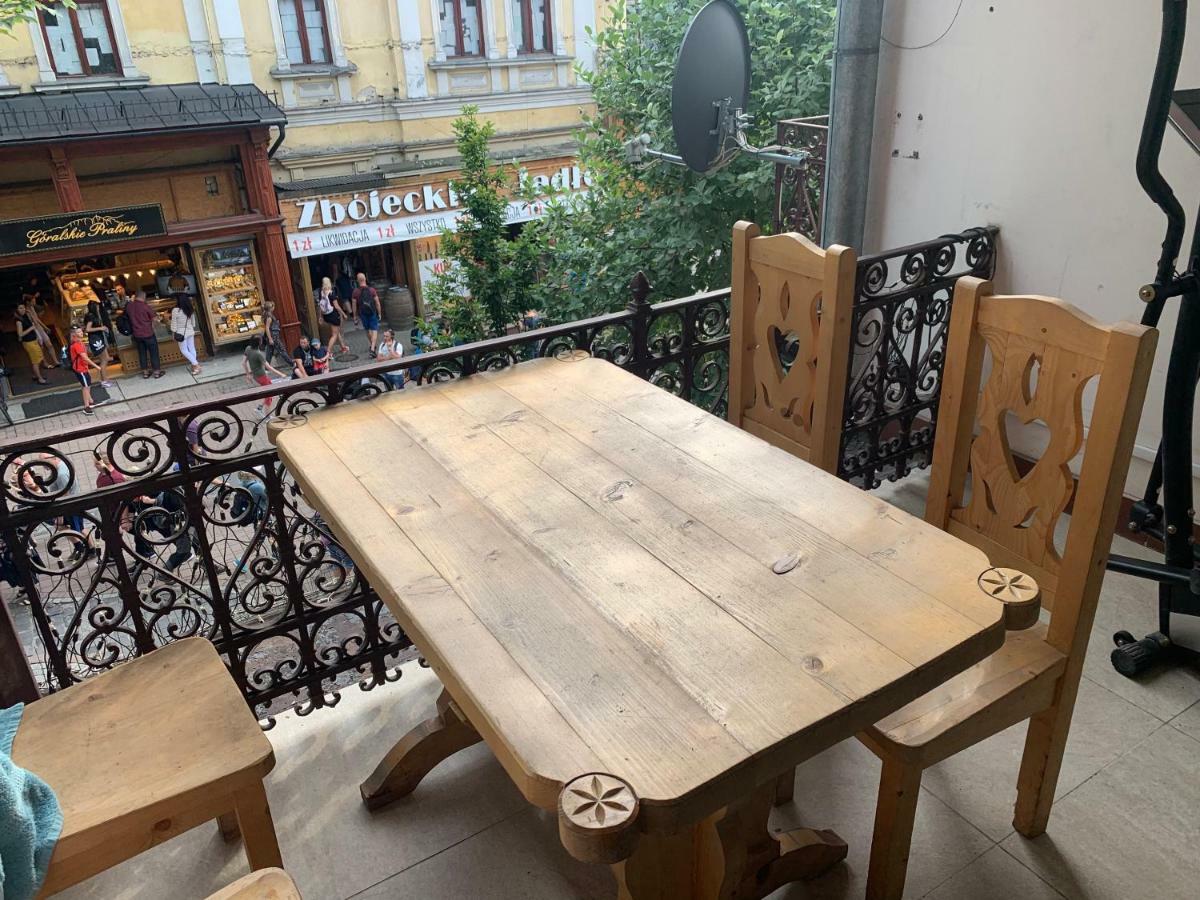 Apartamenty Goralska Pasja Krupowki 37 Zakopane Bagian luar foto